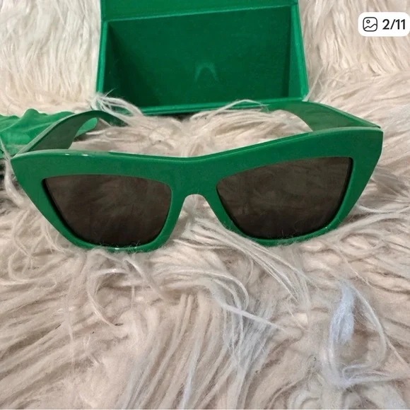 Bottega Veneta Vibrant Green Sunglasses 55mm worn once Bottega Veneta Classic Ribbon 55MM Sunglasses | Saks Fifth  main image 4